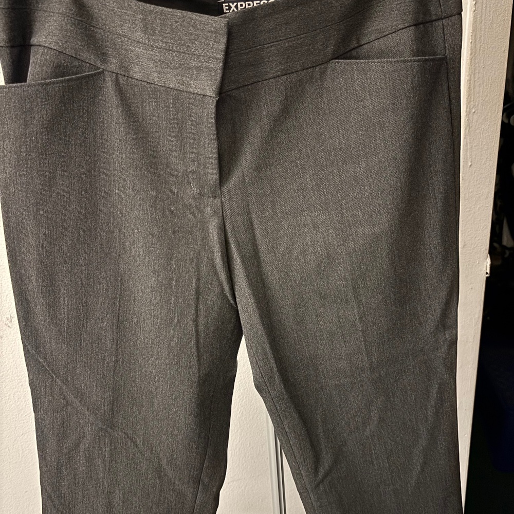 NEW w/TAGS - Express Gray Editor Wide Waistband Crop Low Rise Pants w/Tags